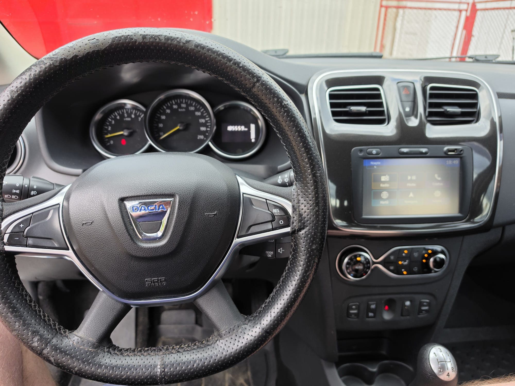 car-image